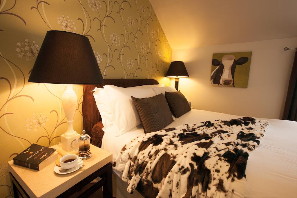 Hollybush Inn Greenhaugh Cameră foto